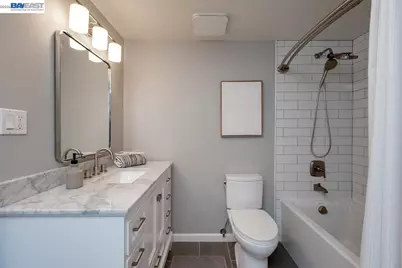 6540 Saroni Dr, Oakland, CA 94611 - Photo 58