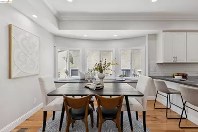 812 37th St, Oakland, CA 94608 - Photo 8