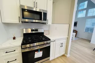 2117 Mark Twain Dr, Antioch, CA 94531 - Photo 12