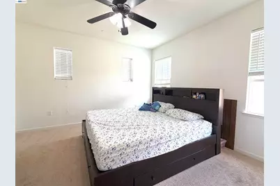277 Saint Francis Ave, Mountain House, CA 95391 - Photo 16