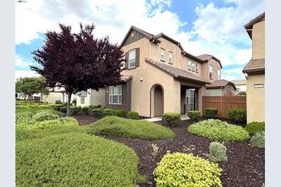 277 Saint Francis Ave, Mountain House, CA 95391 - Photo 4