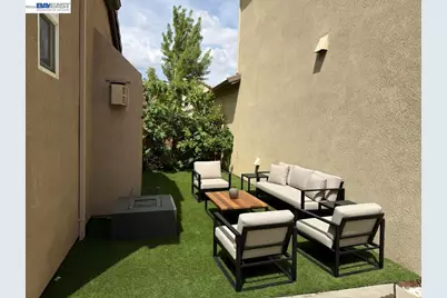 277 Saint Francis Ave, Mountain House, CA 95391 - Photo 24