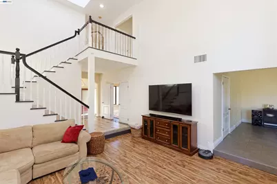 4903 Stoneridge Ct, Oakland, CA 94605 - Photo 10