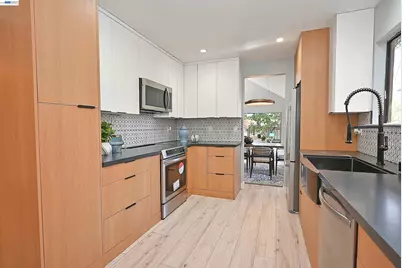 5261 Springdale Ave, Pleasanton, CA 94566 - Photo 2