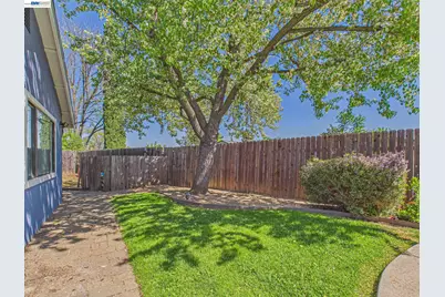 6328 Merton Way, Sacramento, CA 95842 - Photo 42