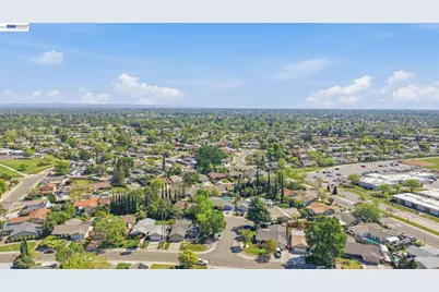 6328 Merton Way, Sacramento, CA 95842 - Photo 58