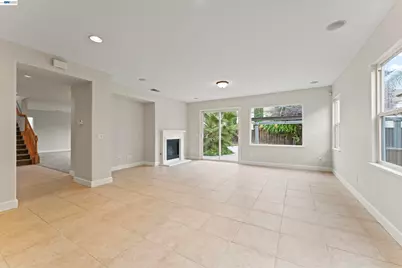 204 Daylily Ln, Patterson, CA 95363 - Photo 12