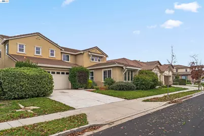 204 Daylily Ln, Patterson, CA 95363 - Photo 2