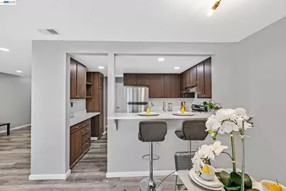 752 Woodgate Ct, San Leandro, CA 94579 - Photo 6