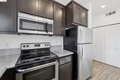 720 Shell Ave, Martinez, CA 94553 - Photo 18