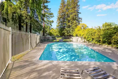 1305 Boulevard Way #306, Walnut Creek, CA 94595 - Photo 22