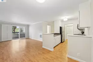 385 Jayne Ave, Oakland, CA 94610 - Photo 14