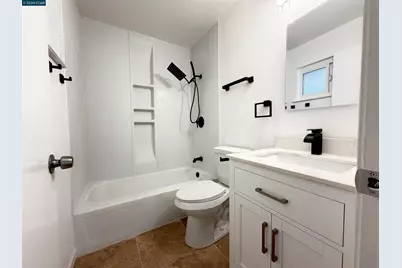 10 Moss Ave #15, Oakland, CA 94610 - Photo 26