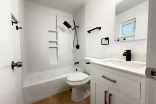 10 Moss Ave, Oakland, CA 94610 - Photo 26