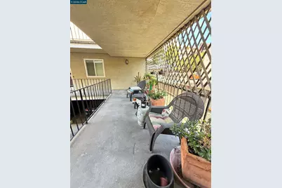 10 Moss Ave #15, Oakland, CA 94610 - Photo 30