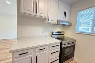 10 Moss Ave, Oakland, CA 94610 - Photo 18