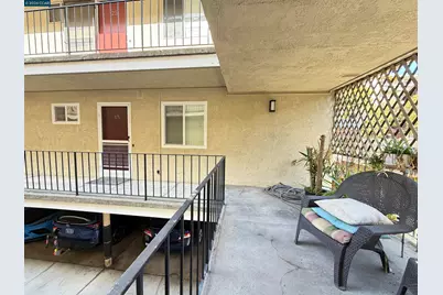 10 Moss Ave #15, Oakland, CA 94610 - Photo 28
