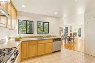 1408 Henry St, Berkeley, CA 94709 - Photo 12