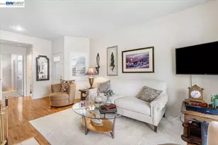 8040 Mountain View Dr, Pleasanton, CA 94588 - Photo 10