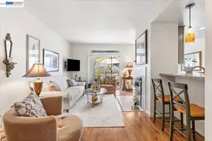 8040 Mountain View Dr, Pleasanton, CA 94588 - Photo 4