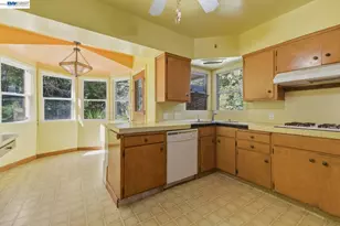 3890 Serrano St, Martinez, CA 94553 - Photo 16