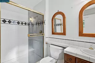 2555 Arroyo Ave, Pinole, CA 94564 - Photo 34