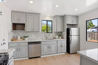 26802 Lakewood Way, Hayward, CA 94544 - Photo 10