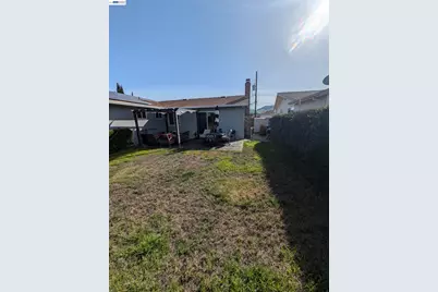 4044 Granada Dr, Pittsburg, CA 94565 - Photo 8