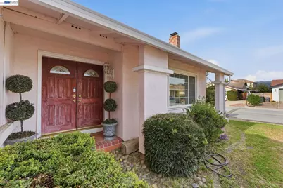 595 Caprice Ct, Morgan Hill, CA 95037 - Photo 2