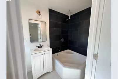 321 Benicia Rd, Vallejo, CA 94590 - Photo 22