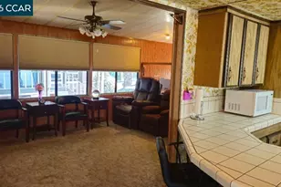 16 Surf Dr, Pittsburg, CA 94565 - Photo 10