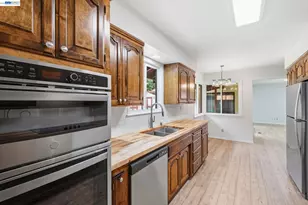 649 Graham Hill Rd, Santa Cruz, CA 95060 - Photo 20