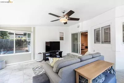 14787 Oleander St, San Leandro, CA 94578 - Photo 24