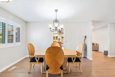 14787 Oleander St, San Leandro, CA 94578 - Photo 12