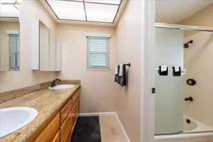 14787 Oleander St, San Leandro, CA 94578 - Photo 32