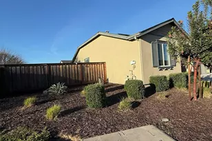 619 Heathridge St, Manteca, CA 95336 - Photo 2