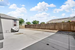 619 Heathridge St, Manteca, CA 95336 - Photo 42