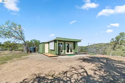 18188 Corral Hollow Rd, Tracy, CA 95377 - Photo 4