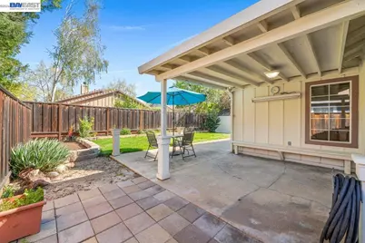 1727 Sutter St, Livermore, CA 94551 - Photo 24