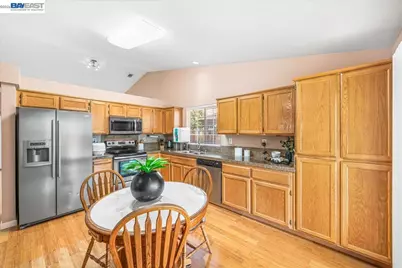 1727 Sutter St, Livermore, CA 94551 - Photo 10