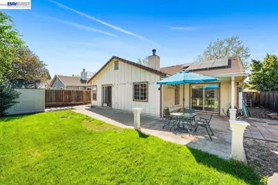 1727 Sutter St, Livermore, CA 94551 - Photo 26