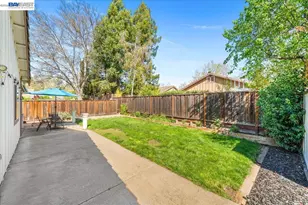 1727 Sutter St, Livermore, CA 94551 - Photo 28