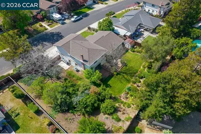 5617 Bettencourt Dr, Clayton, CA 94517 - Photo 54