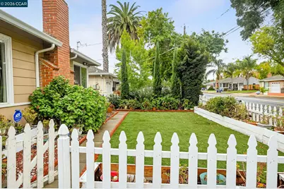 1954 6th St, Concord, CA 94519 - Photo 2