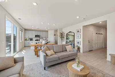 916 Diego Dr, Oakley, CA 94561 - Photo 6