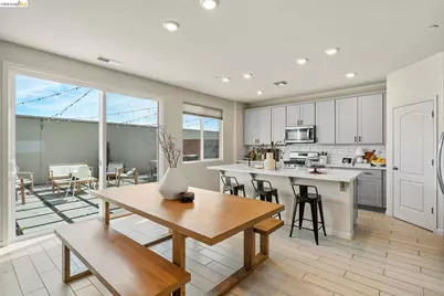 916 Diego Dr, Oakley, CA 94561 - Photo 8