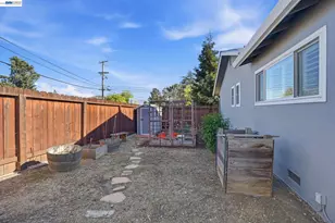 2394 St George Dr, Concord, CA 94520 - Photo 16