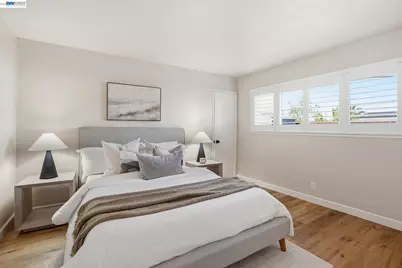 2394 Saint George Dr, Concord, CA 94520 - Photo 8