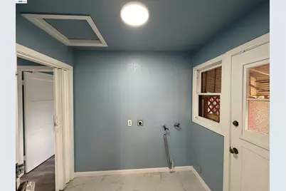 5500 Fruitridge Rd, Sacramento, CA 95820 - Photo 32