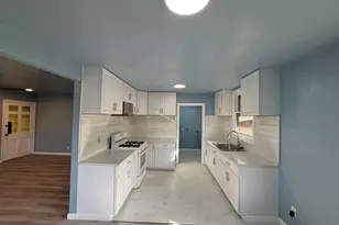 5500 Fruitridge Rd, Sacramento, CA 95820 - Photo 8